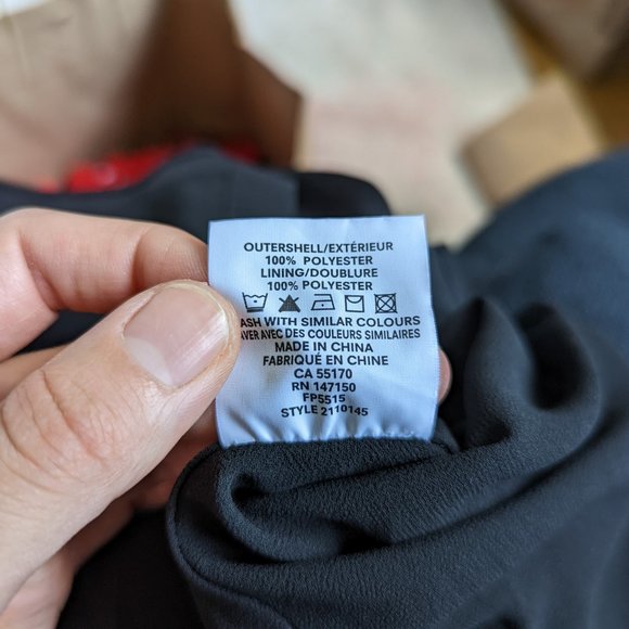 Frank and Oak black cross-strap button-front tank top - Picture 7 of 7